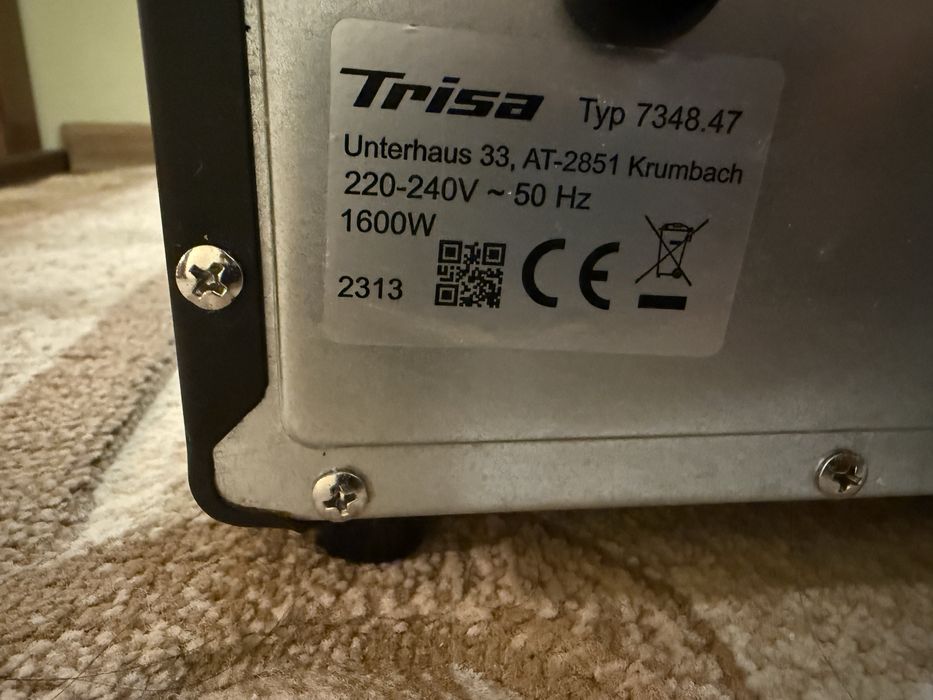 Електрична духовка Trisa (7348.4712)