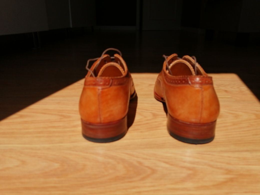 Sapatos feitos à mão - Officina Patina