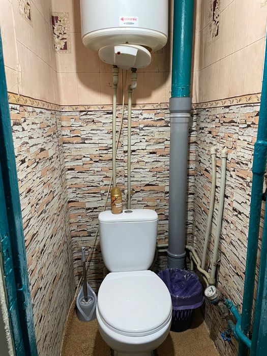 Продам ексклюзивну 3-кім. квартиру Кам’янське, лівий берег 2 мкр.