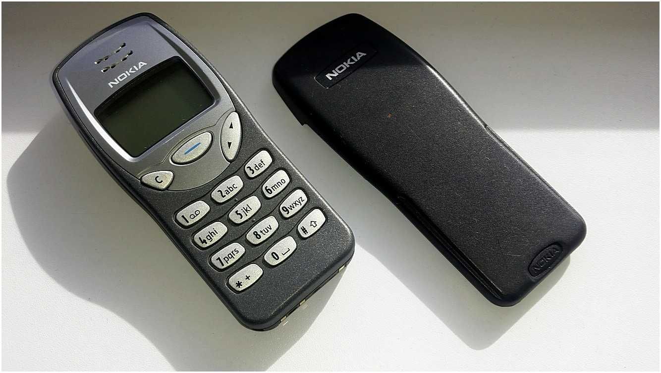 100% Oryginalna NOKIA 3210 NSE-8 Made In Finland ROK 1999 + Ładowarka