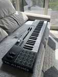 Teclado MIDI - M-Audio code 61
