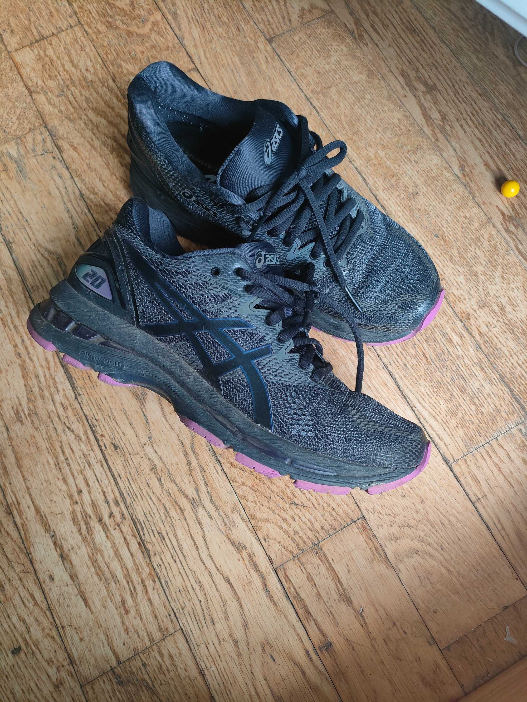 ASICS - Gel-Nimbus 20