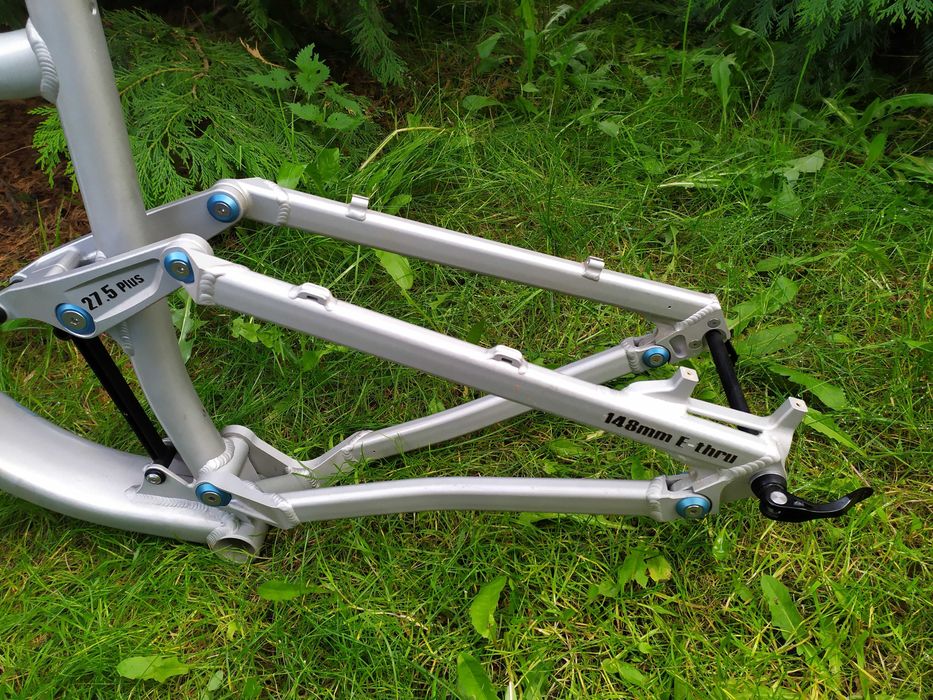 APEX CRATIVE made SWISS rama Alu FULL 27,5 Plus Polecam