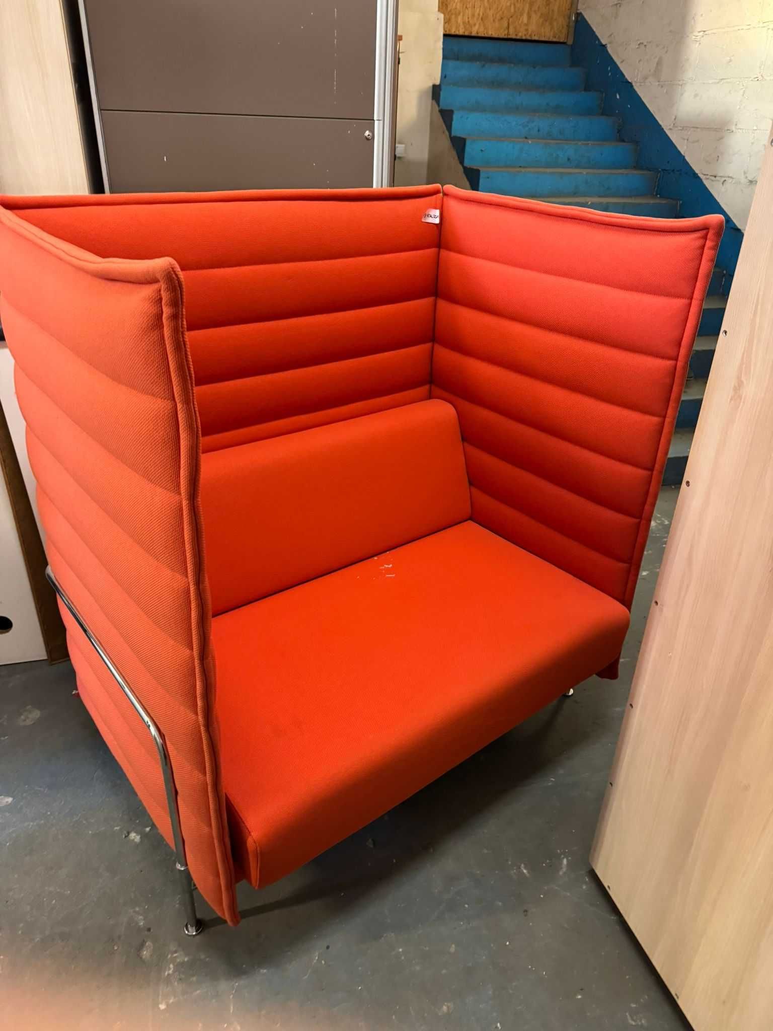Kanapa sofa 2 osobowa VITRA model Alcove pomarańczowa