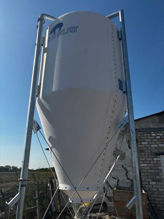 Silosy z włókna szklanego 6 t.