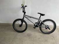 Vendo bicicleta BMX