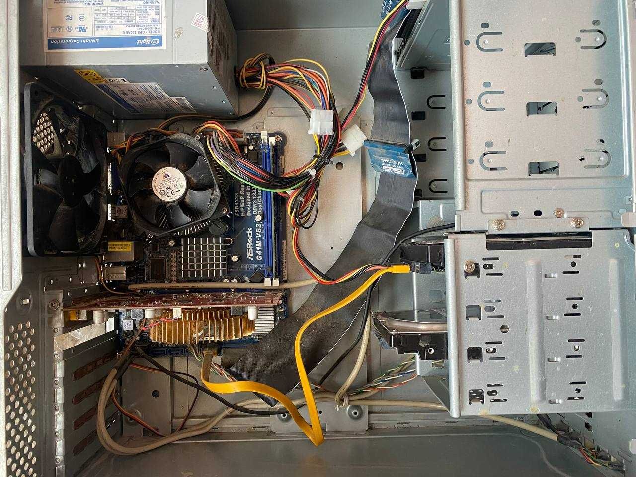 старий компьютер на запчастини