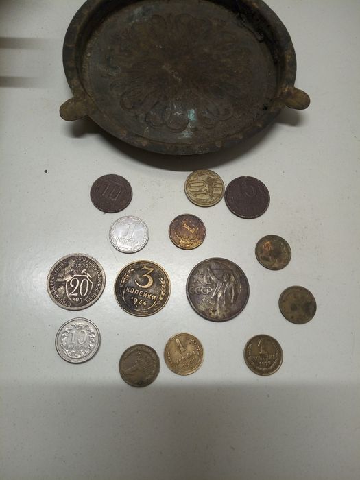 Монетки,предмети з бронзи