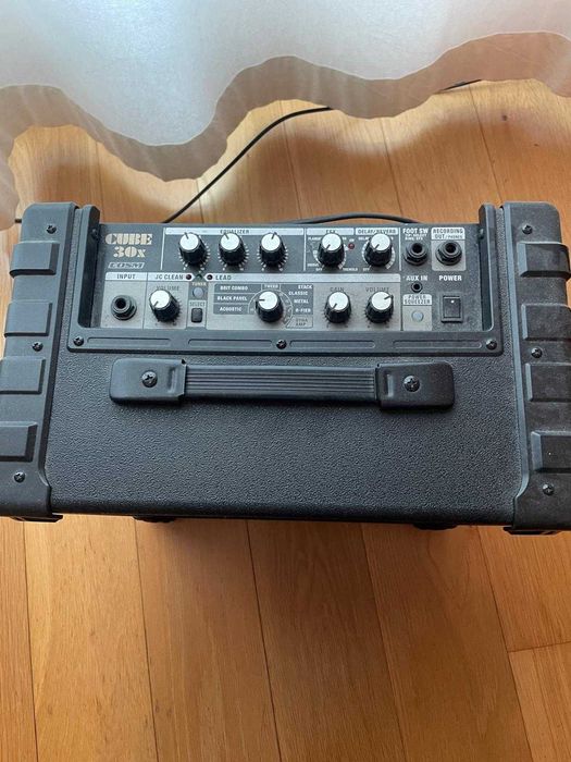 Amplificador Guitarra Roland Cube 30x