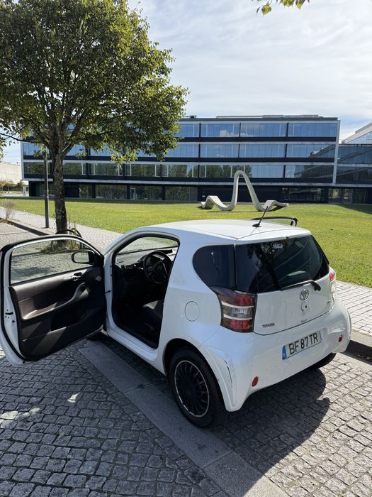 Toyota iQ - 1.0VVT-i 2009
