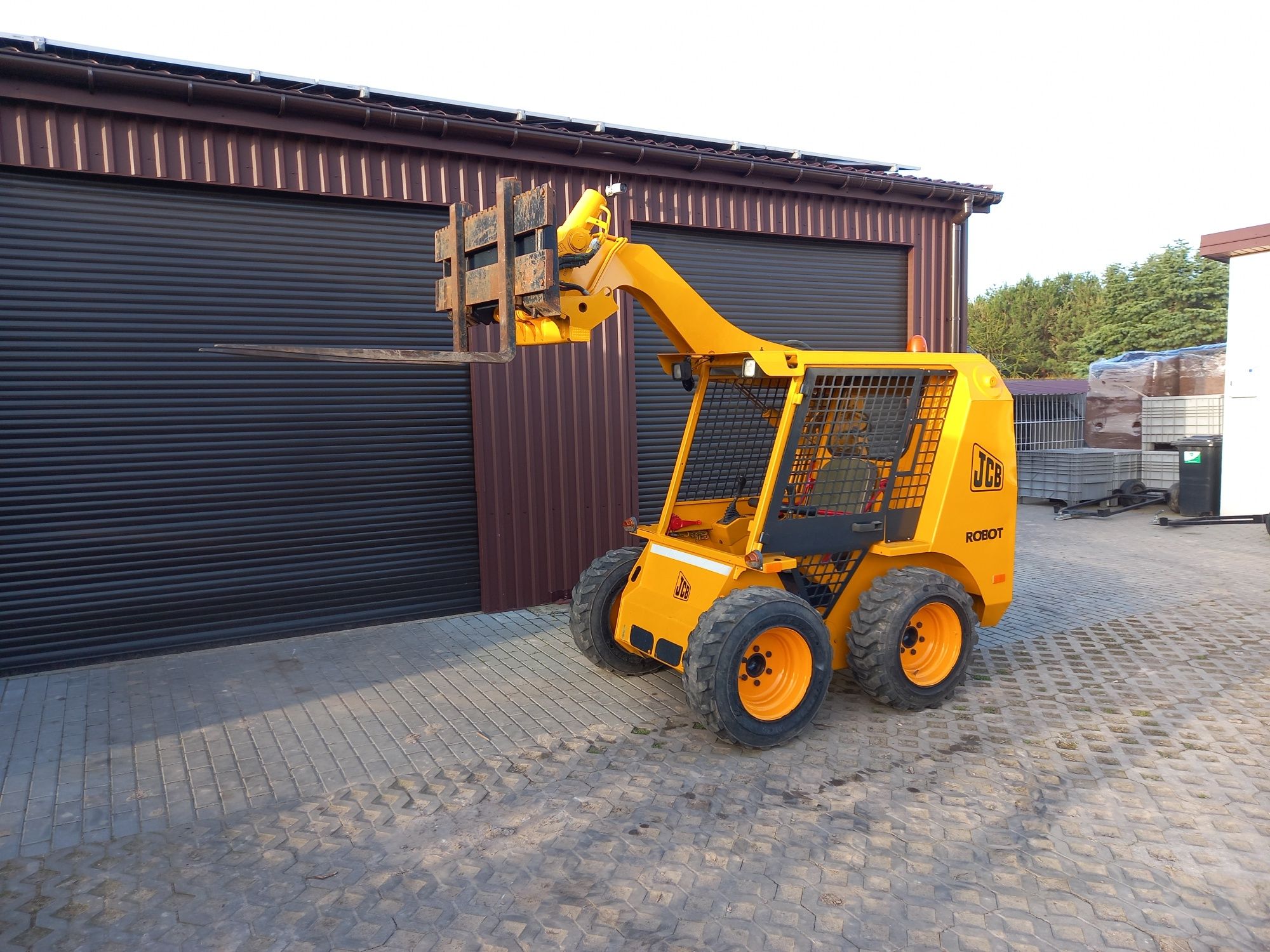 Miniładowarka Jcb 165 robot bobcat ładowarka