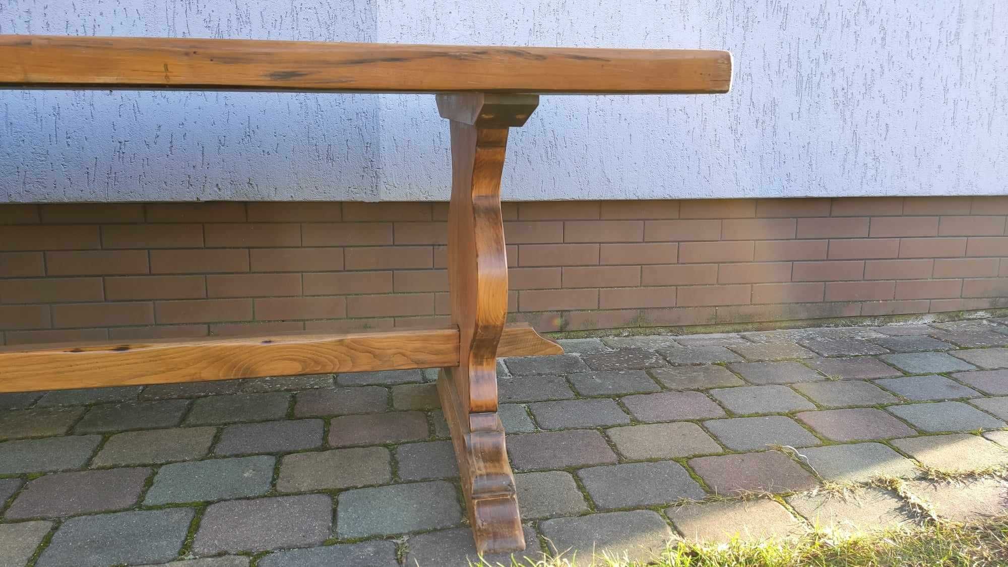 Komplet mebli drewnianych kredens stół krzesła