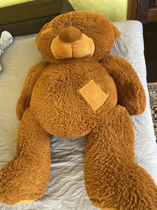 Продам великого плюшевого ведмедика Тедді