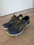 Sapatilhas Asics (Trail e Voleibol/Pavilhão/Padel) Tamanho 43
