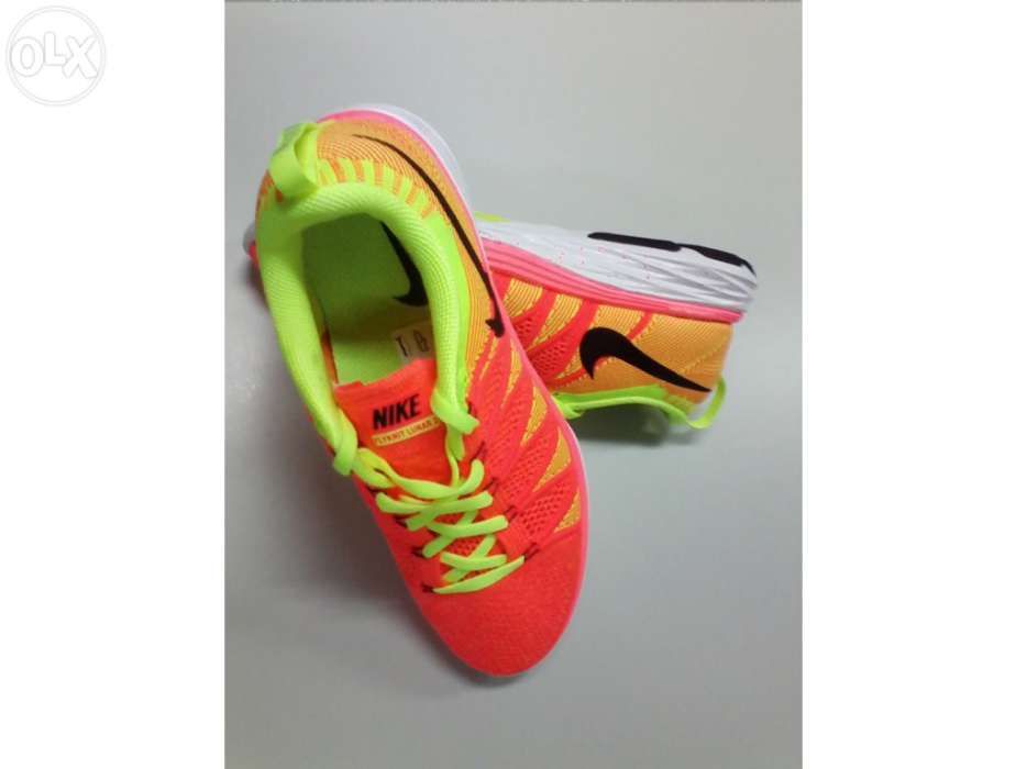 Nike Flyknit Lunar n.º 41 - novas e originais RUNNING