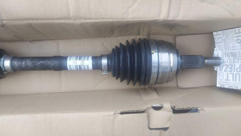 Піввісь, Полуось, передня ліва, Duster, 391017275R