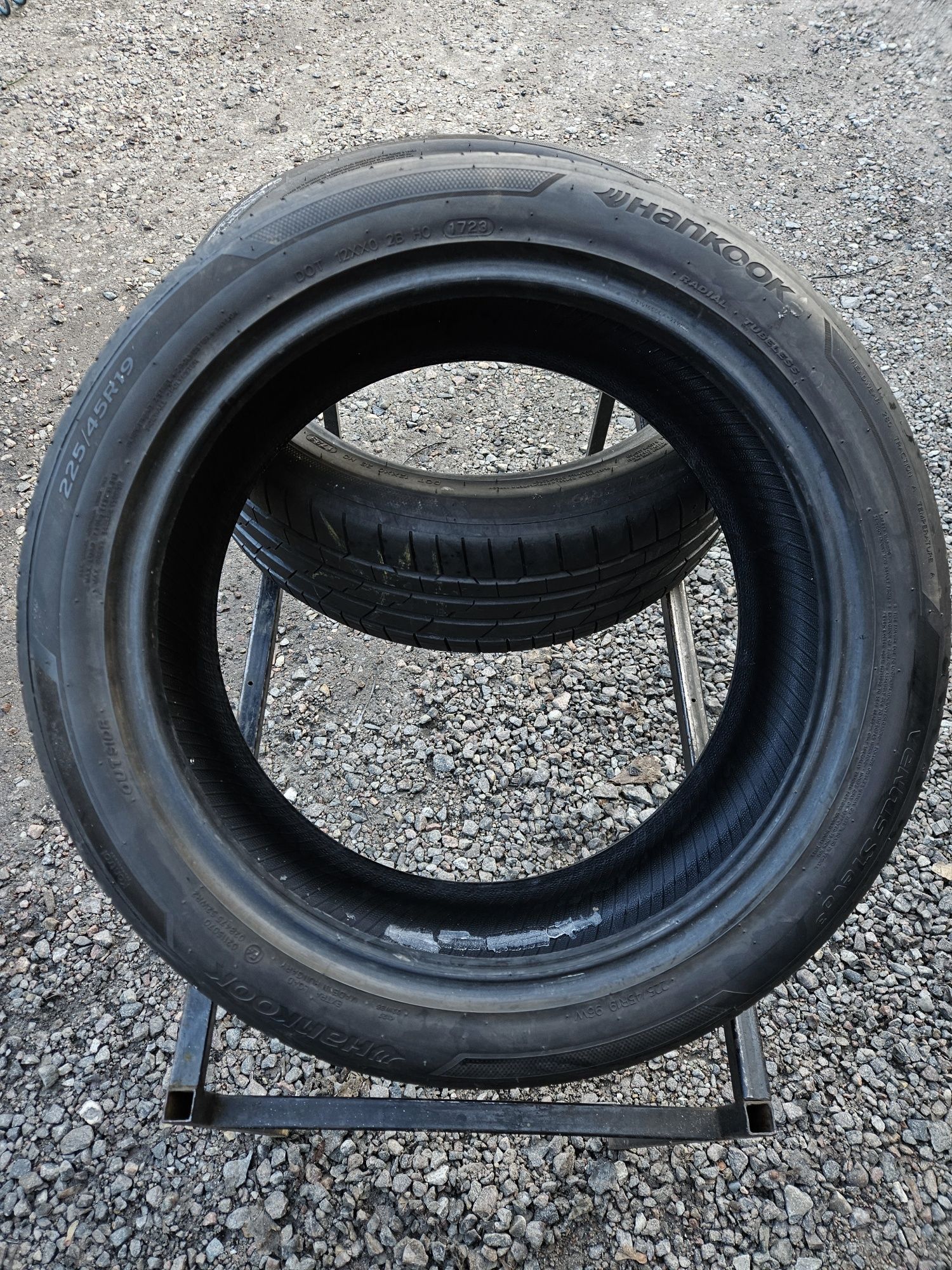 Jak nowe. Opony letnie 225/45/19 Hankook 1723r. Montaż gratis. Wysyłka