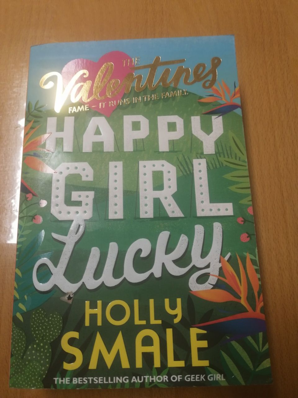 Livro The Valentines:Happy girl lucky