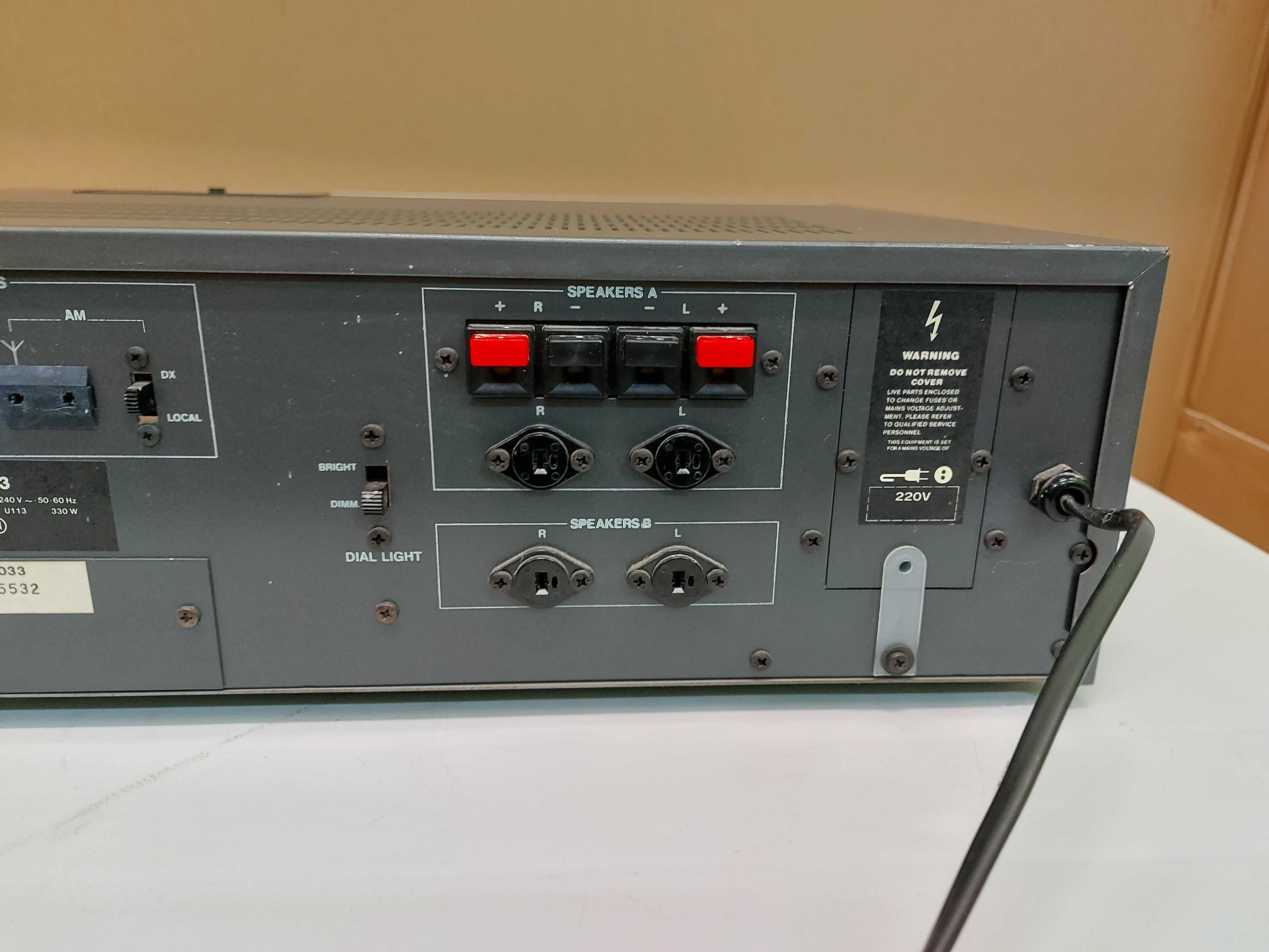 amplituner ITT HiFi 8033