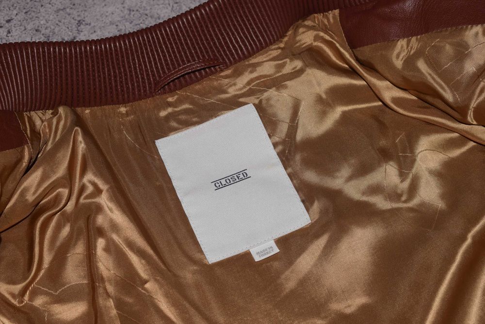 Closed Leather Bomber Jacket (Жіноча Шкіряна Преміальна Куртка Бомбер