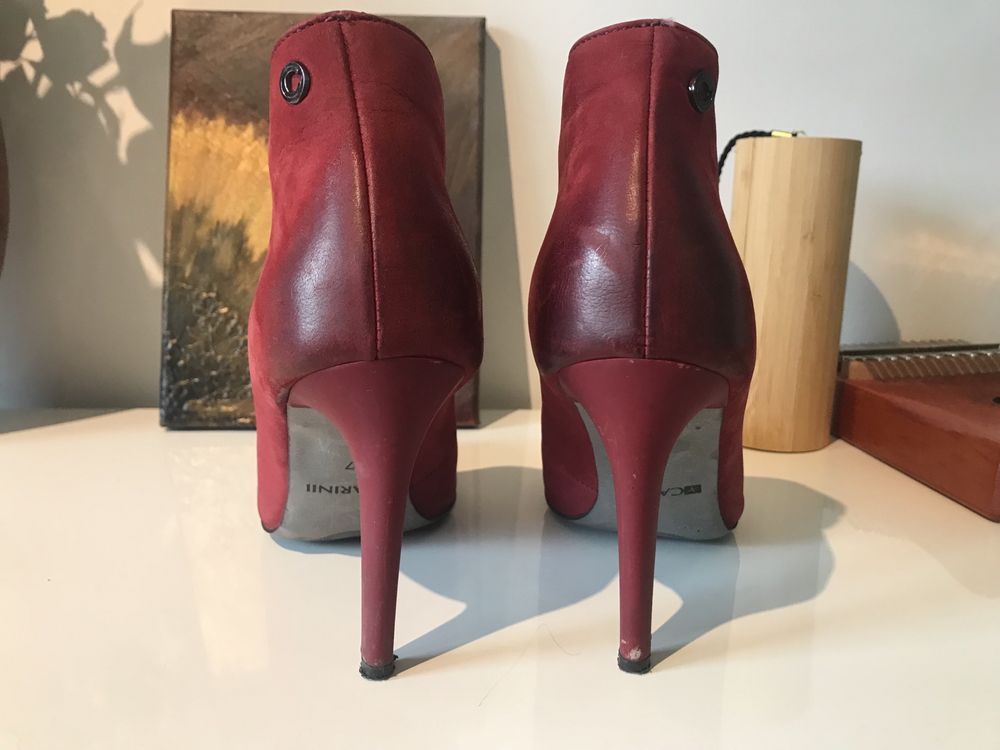 Buty  Carinii rozmiar 37