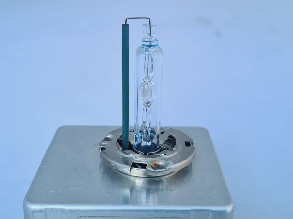 Продам ксенонові лампочки  D1S, D2s, D3S.