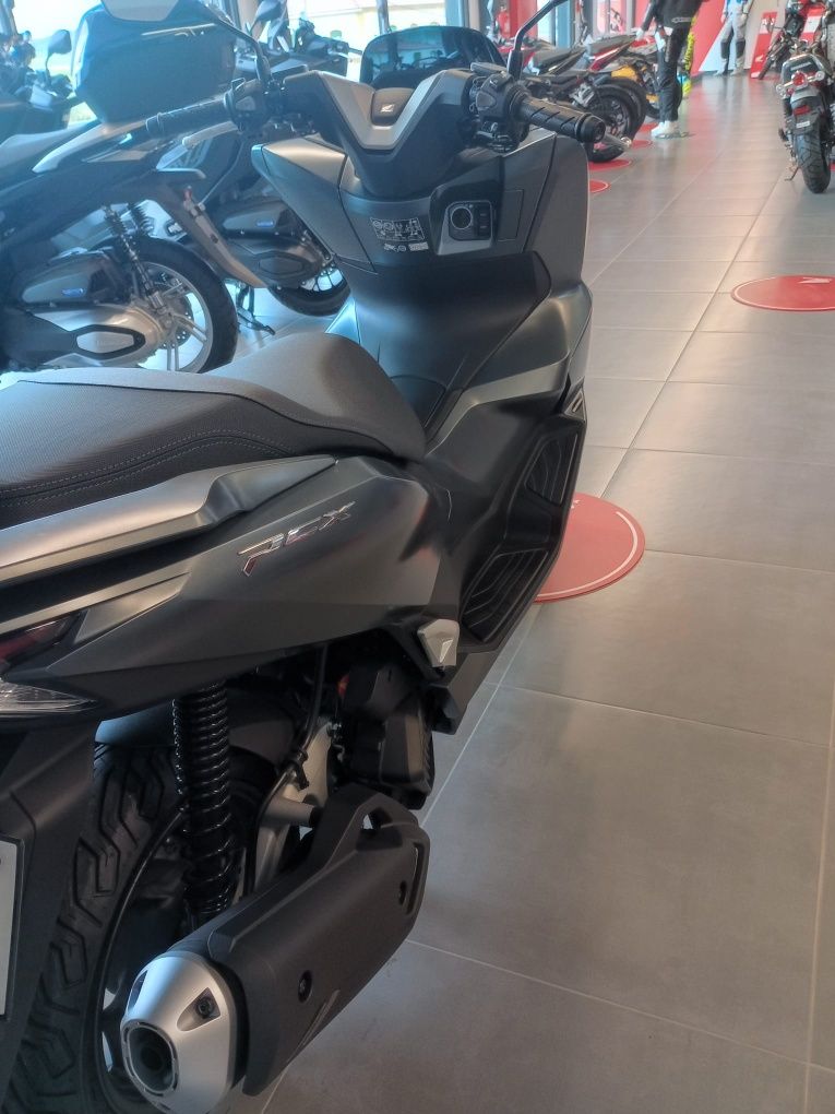 Honda pcx Modelo  NOVO  + EXTRAS