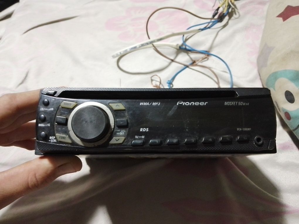 Продам магнитолу pioneer