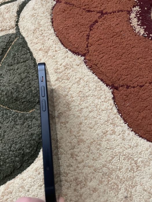 Продам айфон 12 міні все пряцює окрім фейс айді акб100% 128 гігабайт п