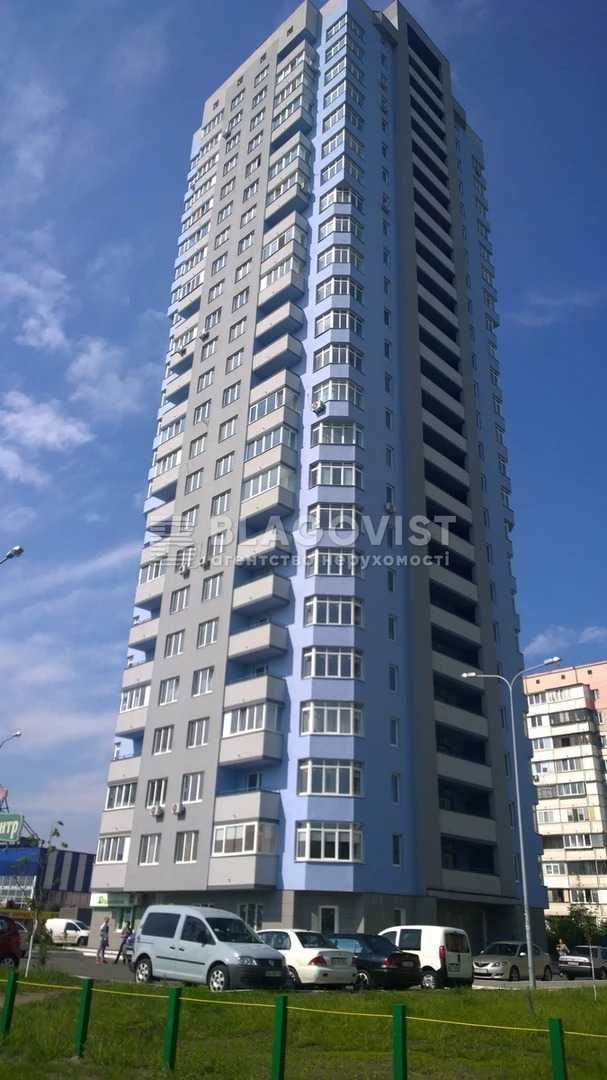 Продаж 3-кім квартири на вул Бориса Гмирі, 17