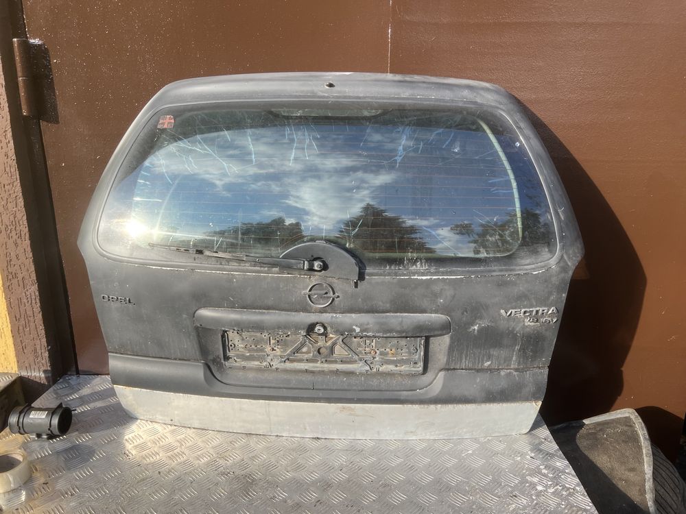 Ляда крышка багажника опель вектра б opel vectra b