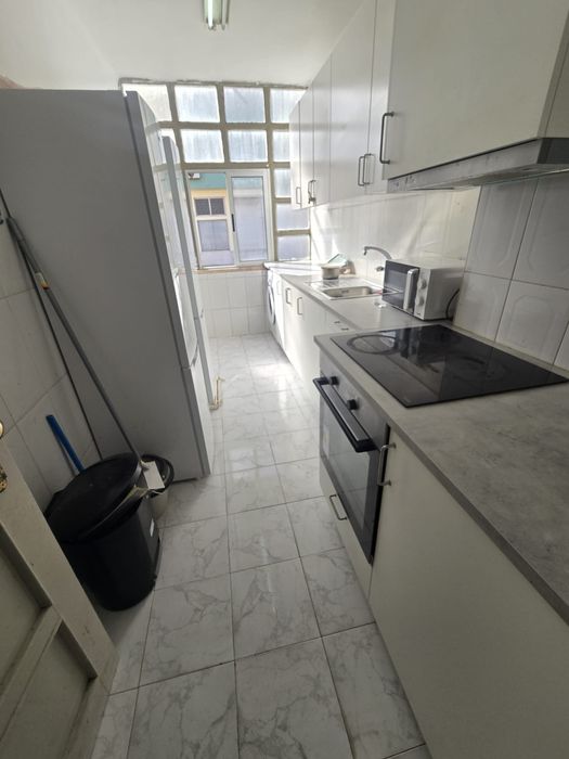 Alugo Quartos Partilhados