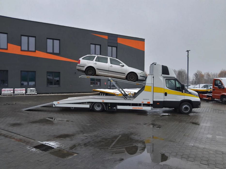 Iveco 70C21A8P DiGiCROSS  IVECO 70C21A8 DiGiCROSS Laweta autotransporter - Pomoc Drogowa