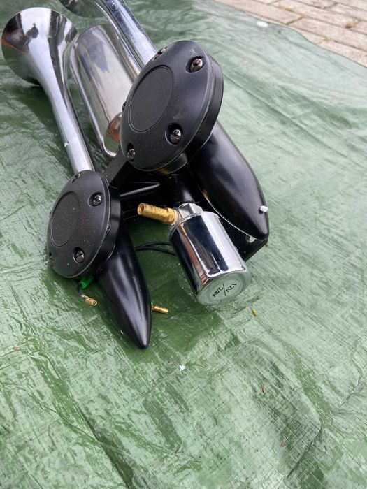 Sygnał Trąbka Klakson Dźwiękowy Pneumatyczny 12V/24V