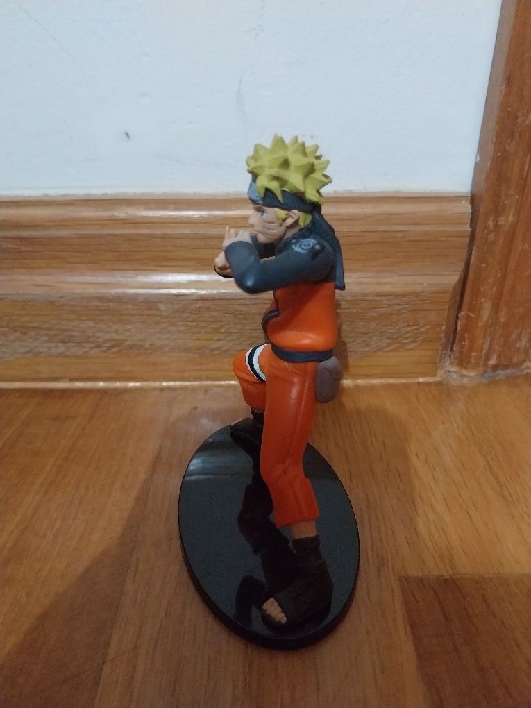 Mini boneco do Naruto
