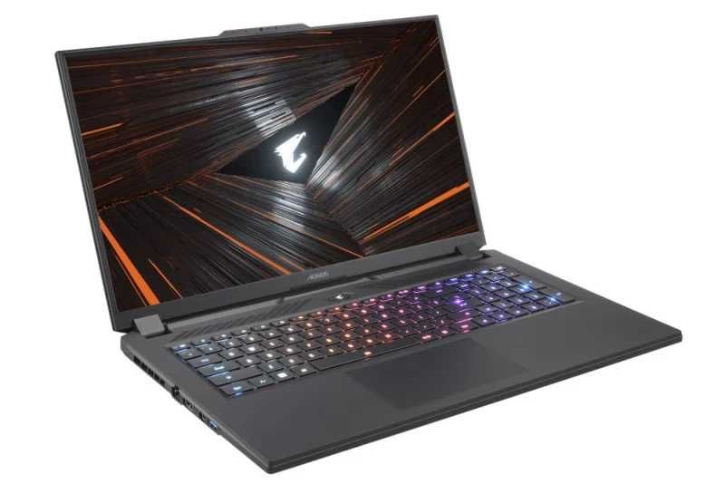 Gigabyte - I7 12700H / RTX 3080 TI 16GB / 32GB RAM / 1TB SSD / 17.3"