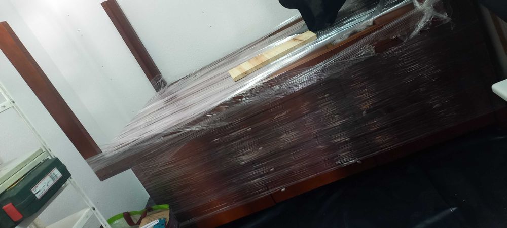 Conjunto aparador e mesa de jantar