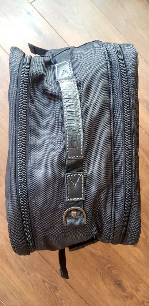 Дорожня сумка-рюкзак Numanni