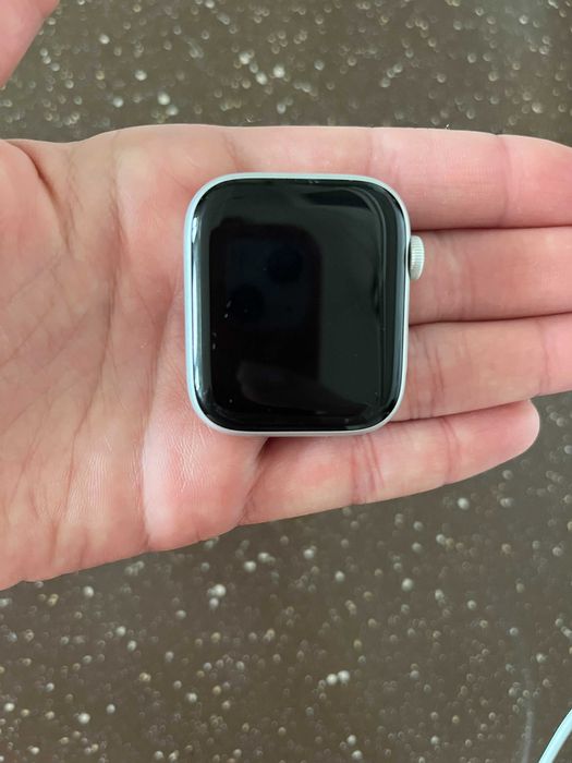 Смарт-годинник Apple Watch SE 44 mm generation  1