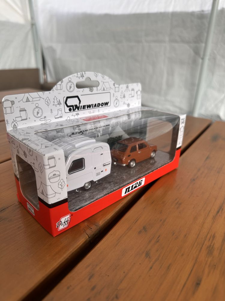 Model fiat 126p maluch z przyczepka niewiadow n126