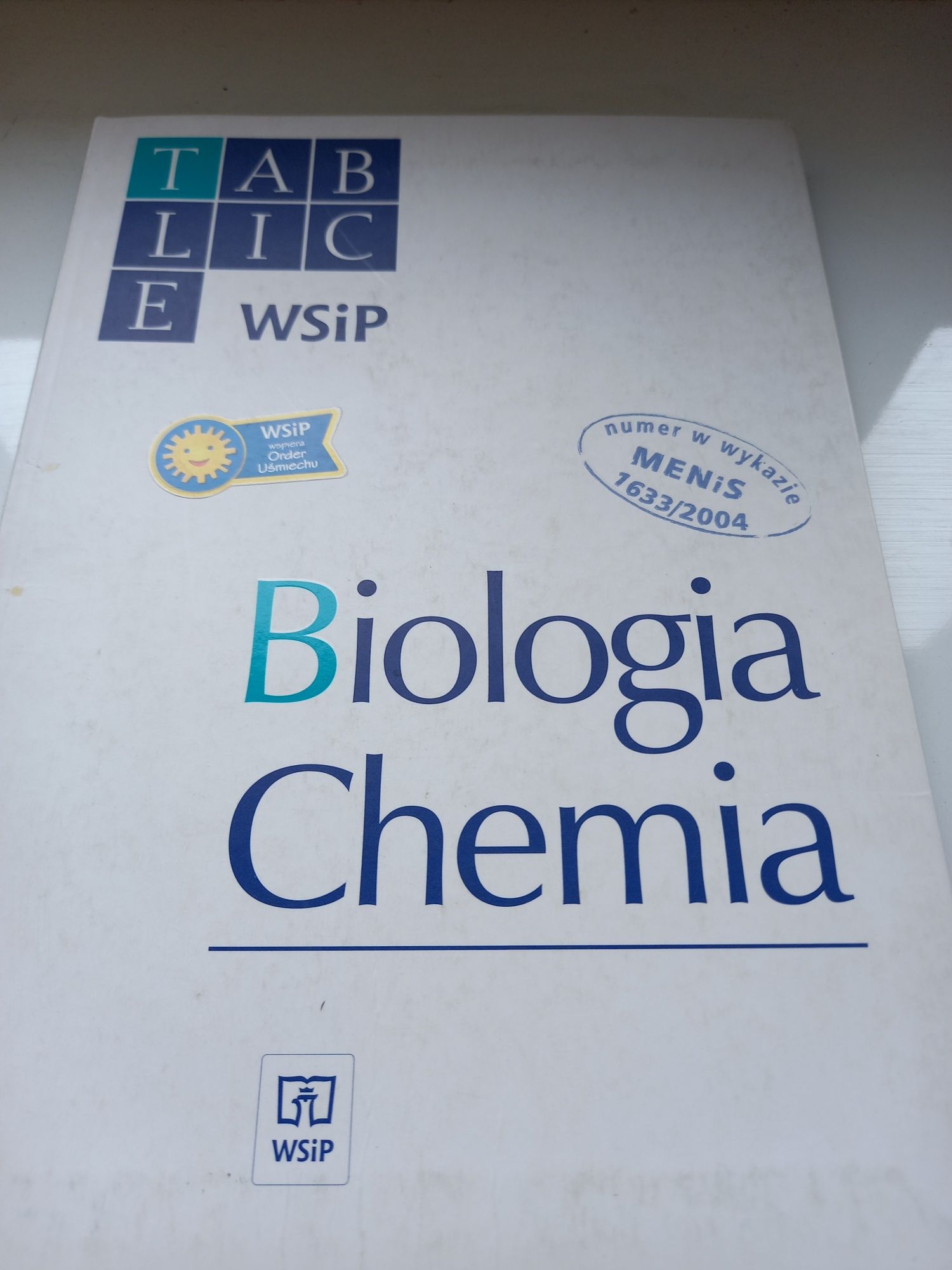 Nowy podręcznik do nauki chemii i biologii dla liceów I techników