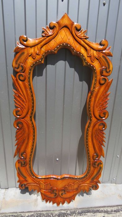 Рама з дерева, для дзеркала, ручної роботи. Нова.