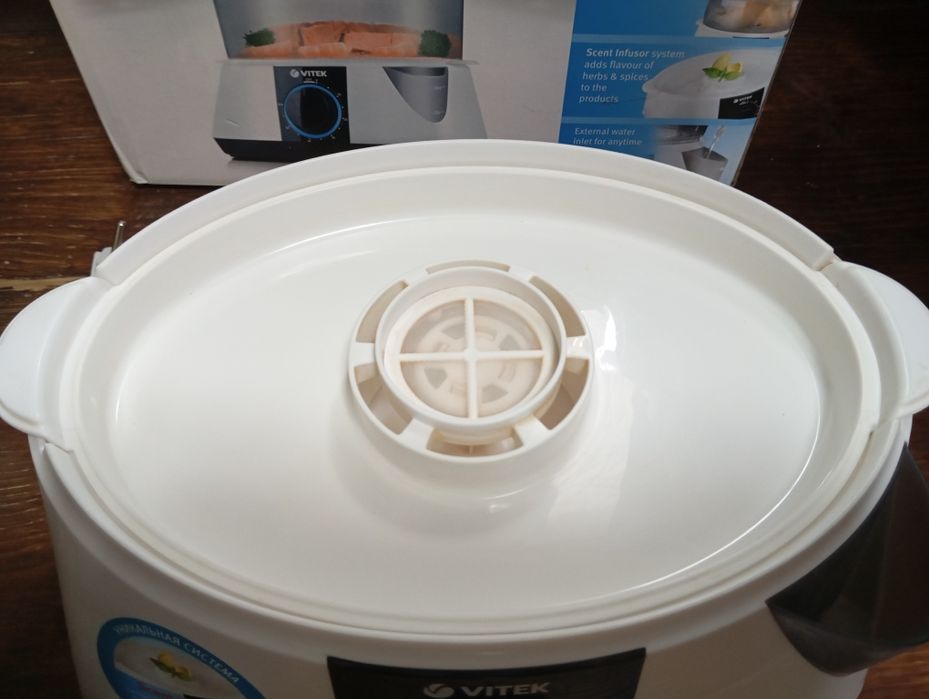 Пароварка триярусна Vitek