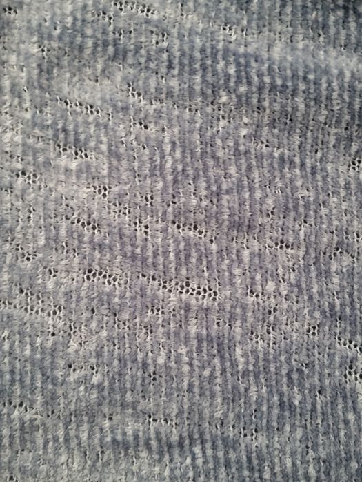sweter niebieski