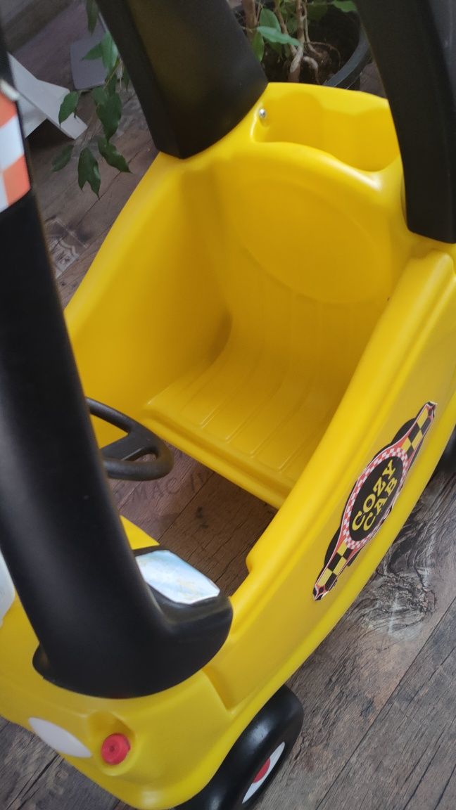 Jeździk, samochód little tikes cozy taxi. Stan Bardzo dobry.