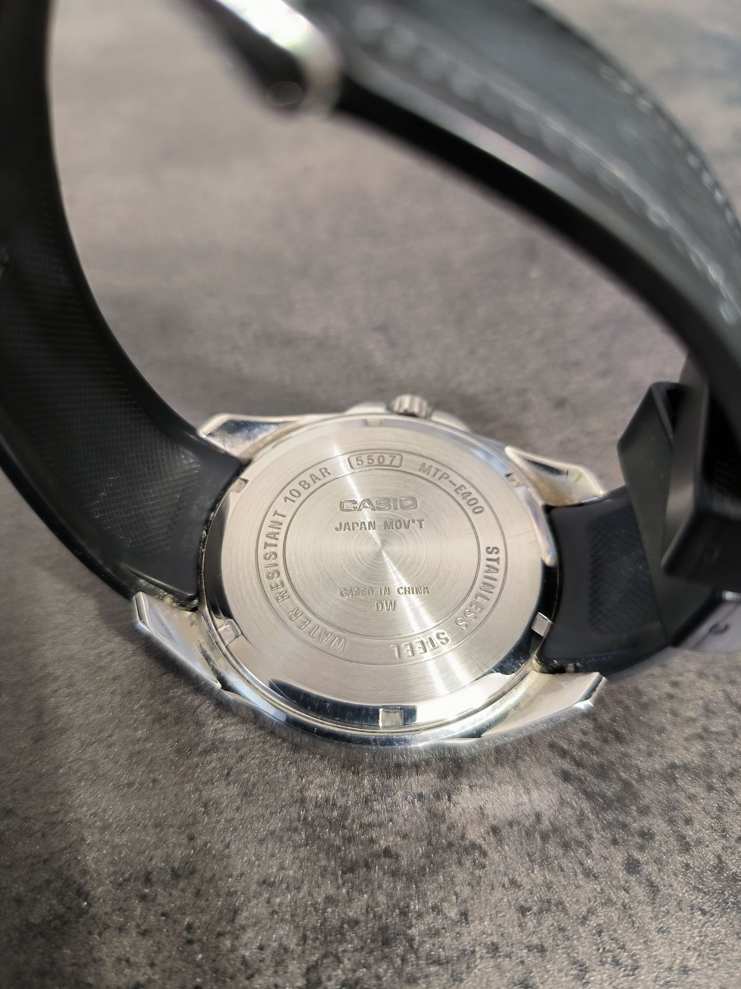 Zegarek Casio MTP -E400 , duży męski zegarek