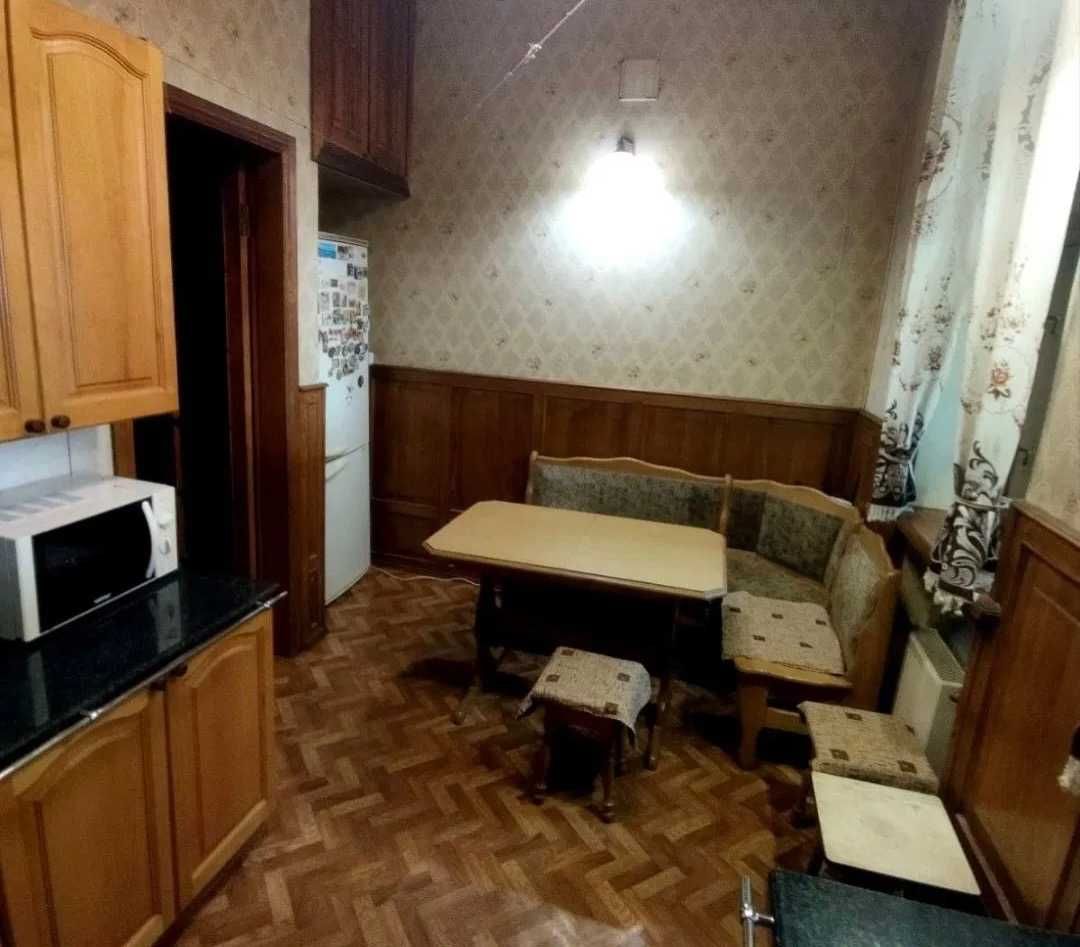 Аренда  3-ком.кв., Центр, Нагорка, ул. Чекмарёва