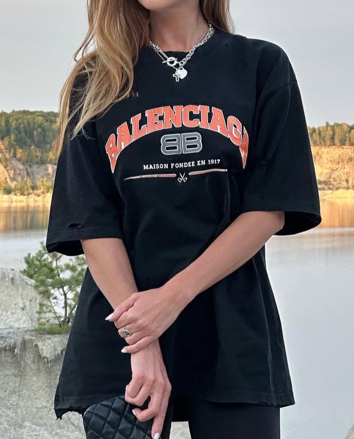 футболка Balenciaga М чорна