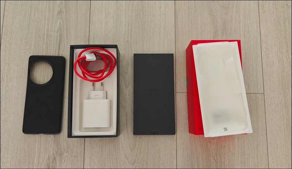 OnePlus 12 16GB / 512GB