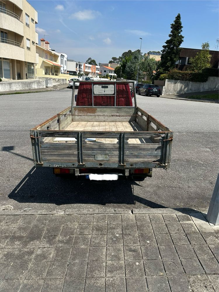 Toyota Dyna 150 - Rodado Duplo